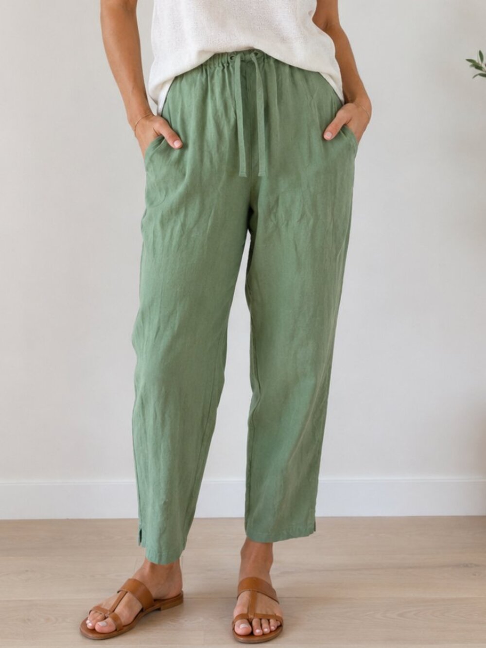 Nordstrom Caslon Relaxed Fit Tapered Leg Cropped Linen Pants in Green, size S